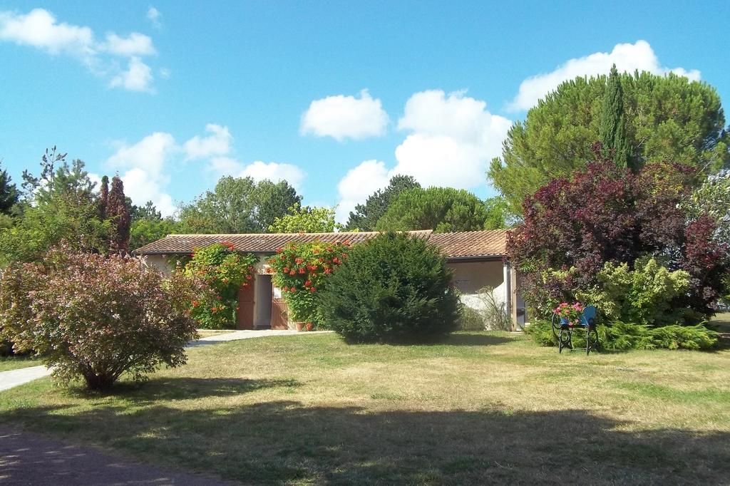 Le Clos Fleuri Médis Exterior foto